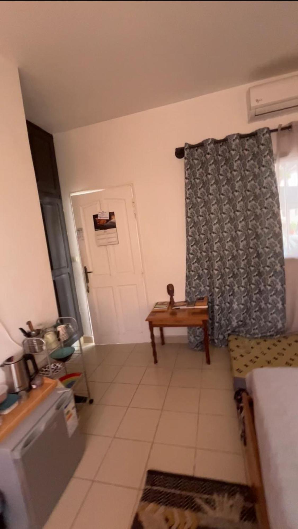Dar Dyali Rooftop ⁿᵉᵃʳ ⁿᵍᵒʳ ᵇᵉᵃᶜʰ ᵃⁿᵈ ⁱˢˡᵃⁿᵈ Dakar Room photo